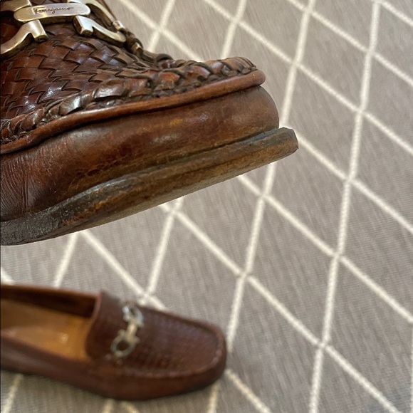 Vintage Salvatore Ferragamo Woven cognac Loafers with Silver Ferragamo buckle - Picture 14 of 16